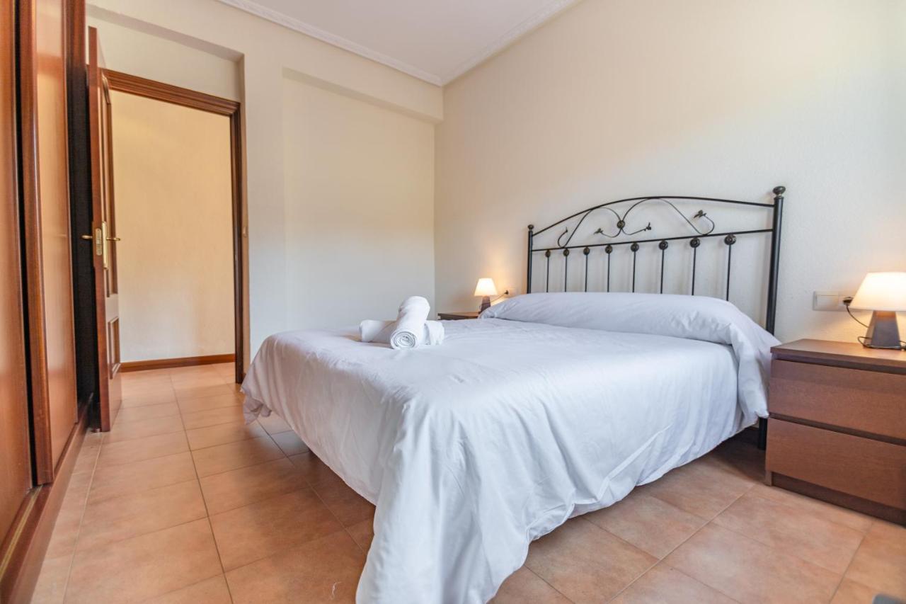 Apartamentos Privados Con Jardin Y Barbacoa Compartida En ラレード エクステリア 写真
