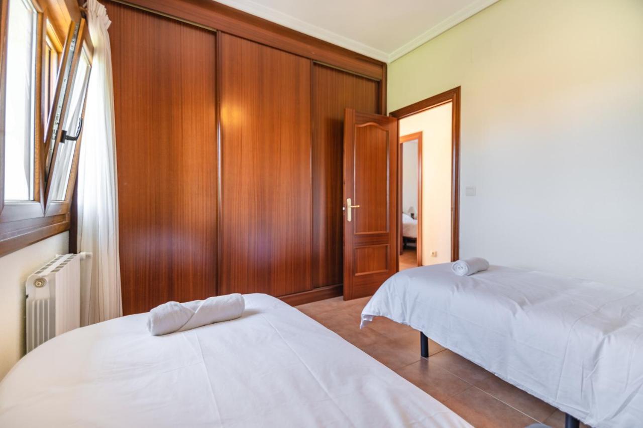 Apartamentos Privados Con Jardin Y Barbacoa Compartida En ラレード エクステリア 写真