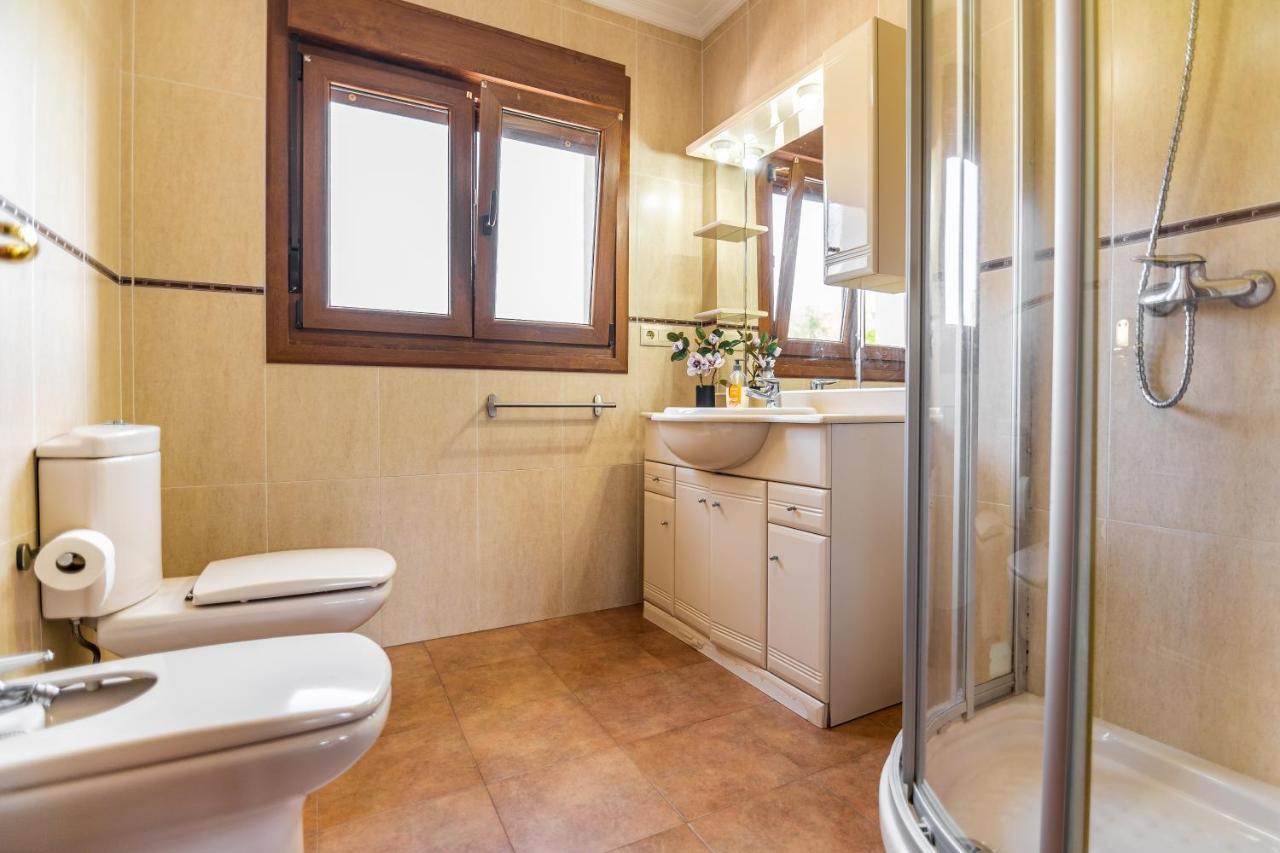 Apartamentos Privados Con Jardin Y Barbacoa Compartida En ラレード エクステリア 写真