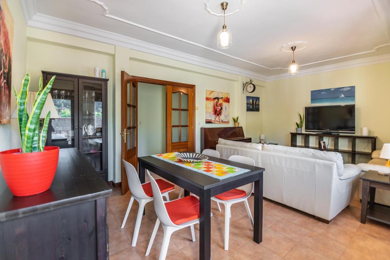 Apartamentos Privados Con Jardin Y Barbacoa Compartida En ラレード エクステリア 写真