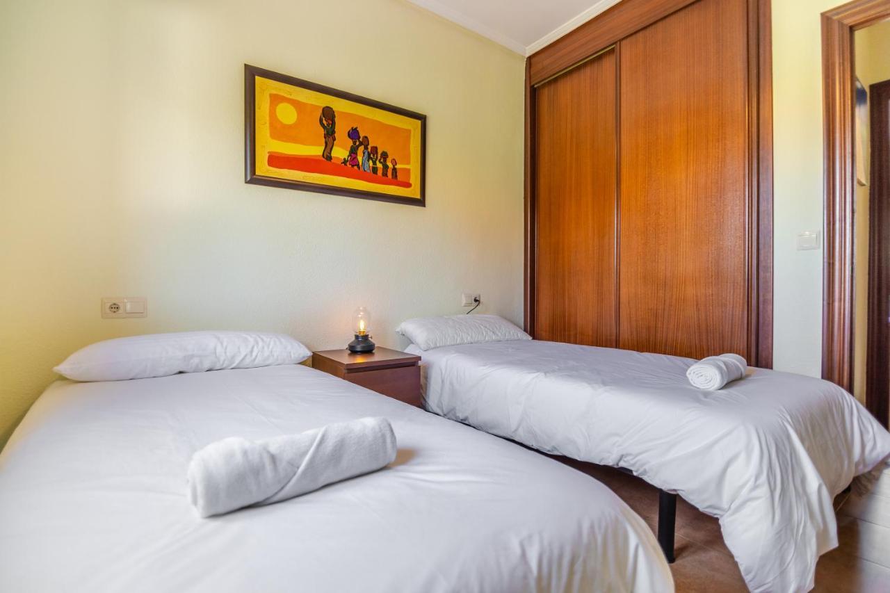 Apartamentos Privados Con Jardin Y Barbacoa Compartida En ラレード エクステリア 写真