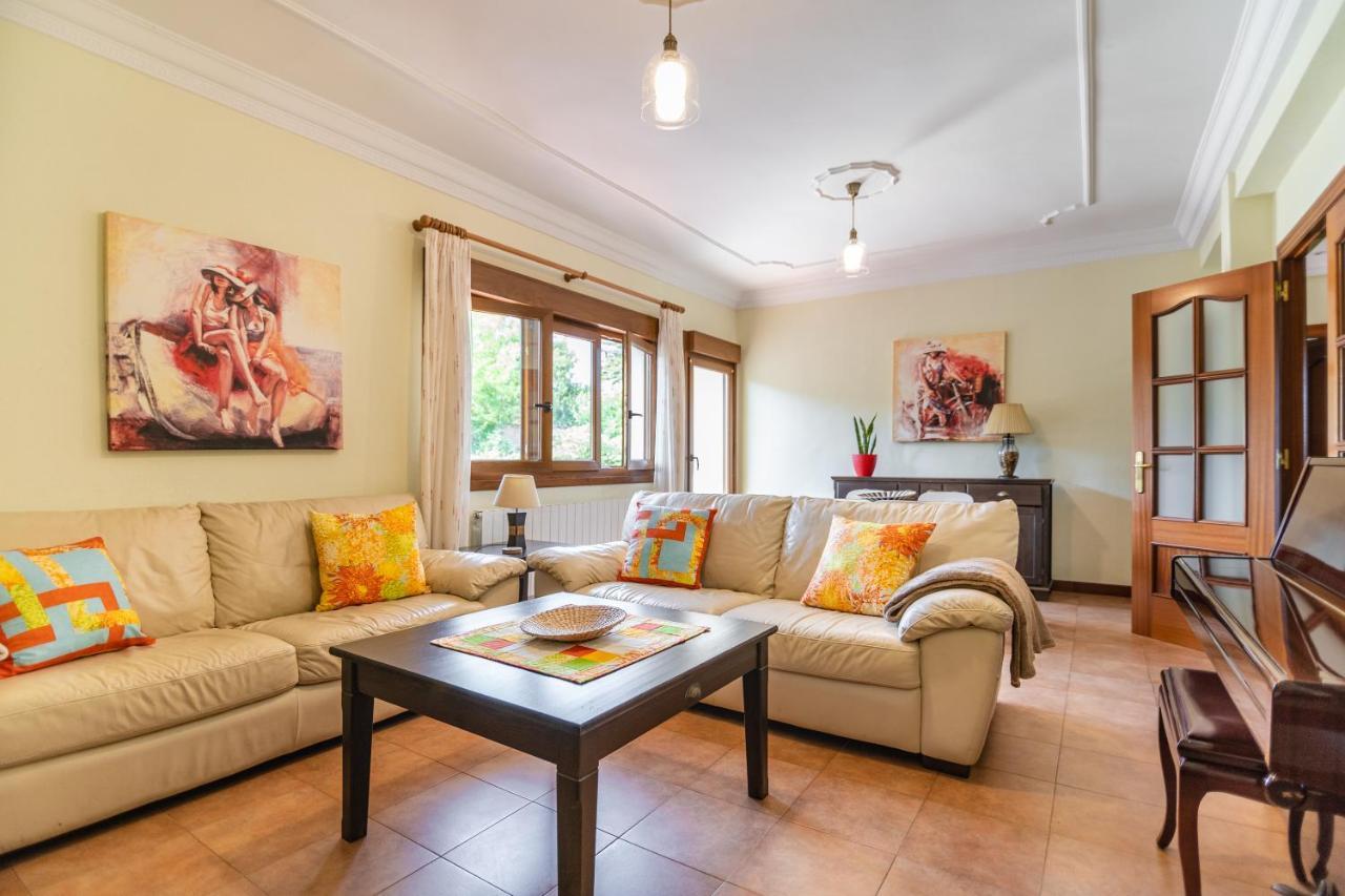 Apartamentos Privados Con Jardin Y Barbacoa Compartida En ラレード エクステリア 写真